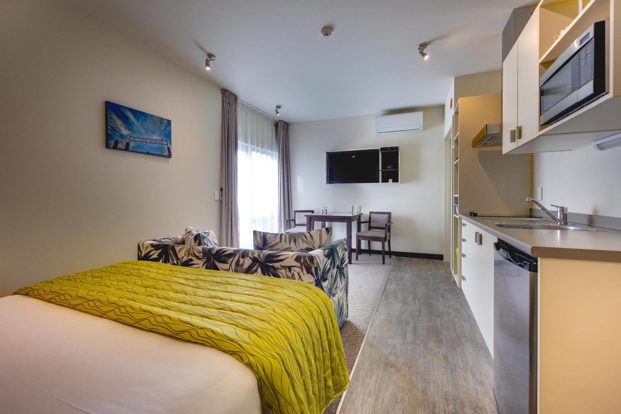 Ava Lodge Лоуър Хът Екстериор снимка