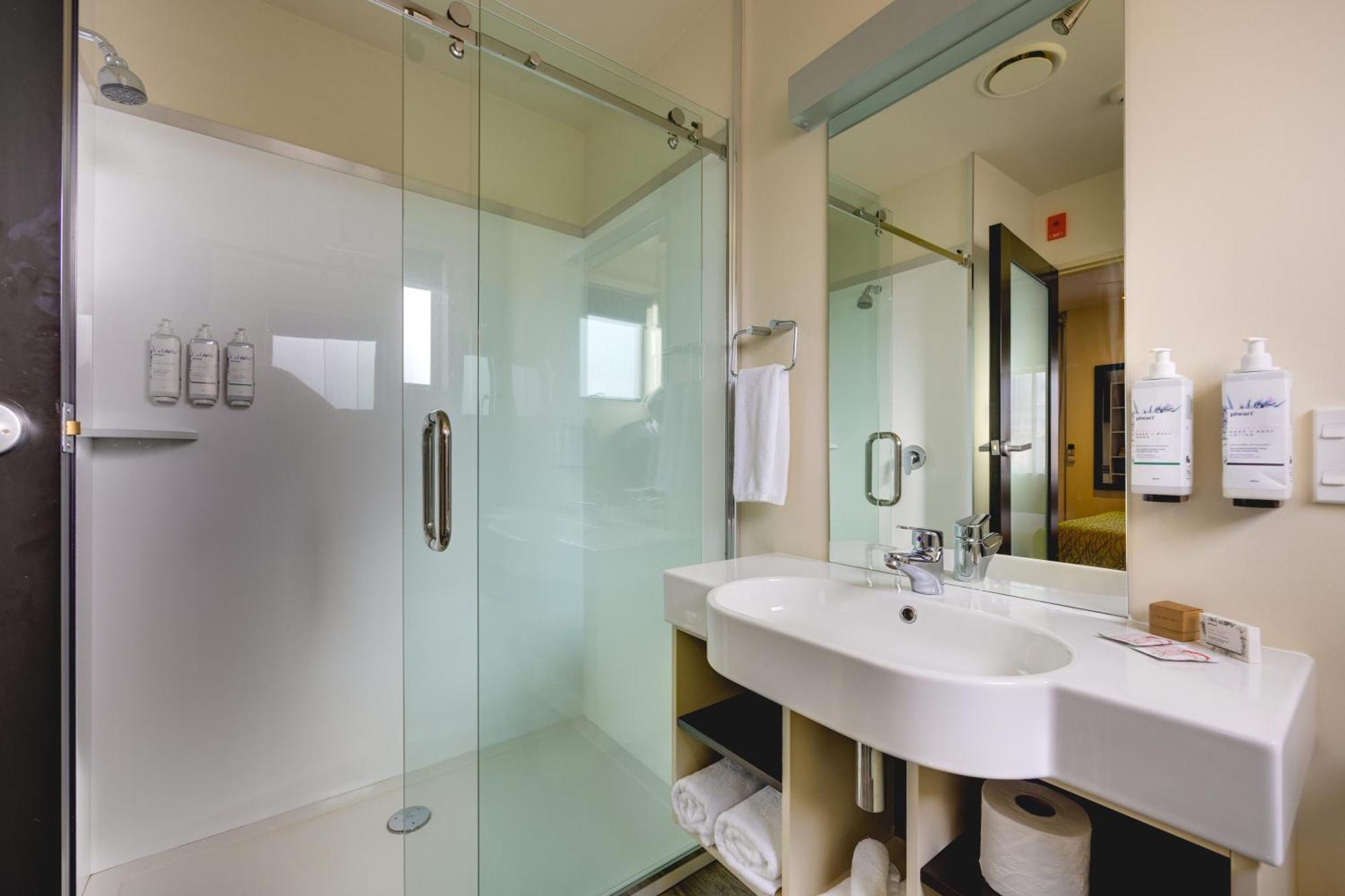 Ava Lodge Лоуър Хът Стая снимка
