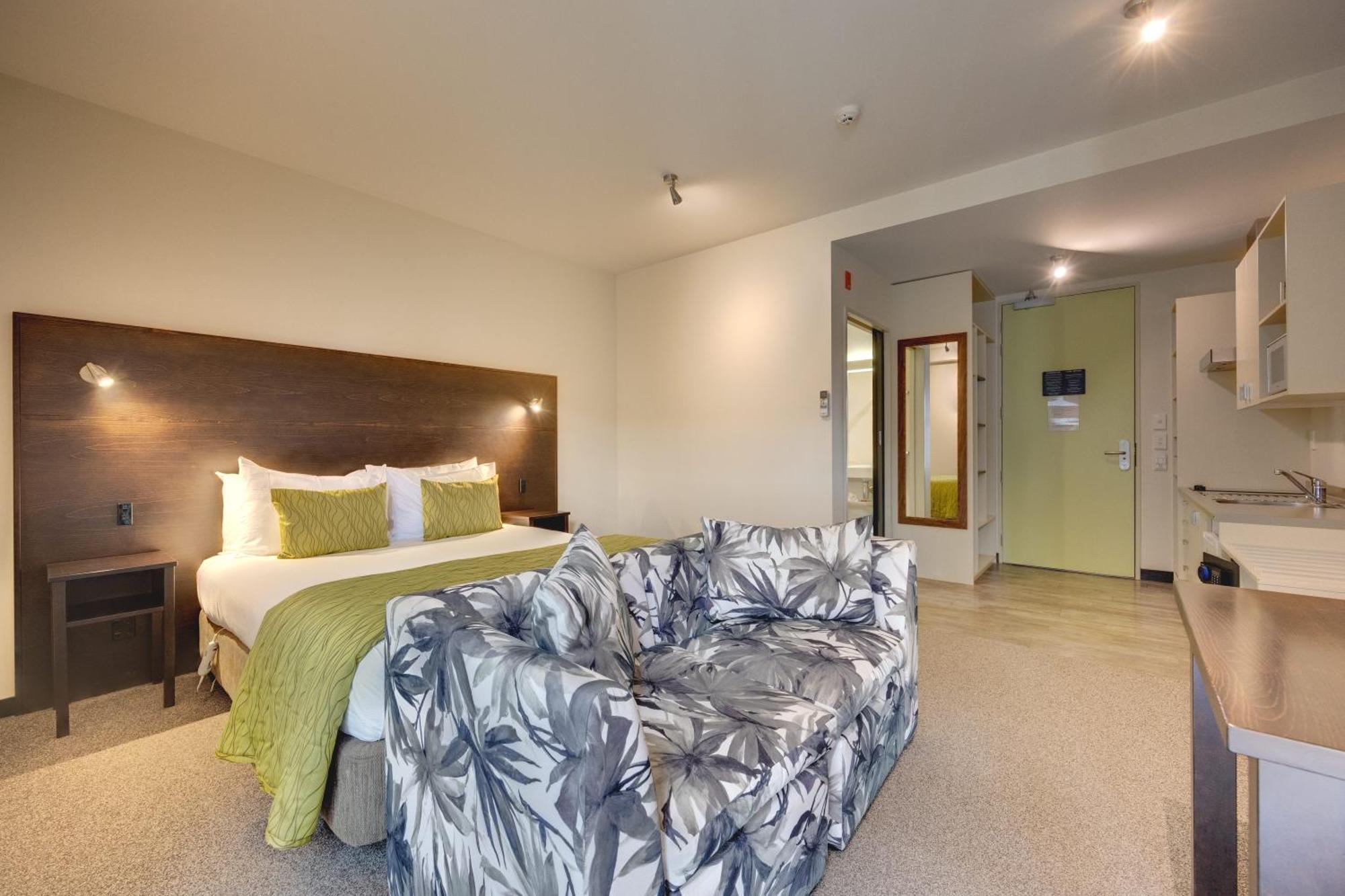 Ava Lodge Лоуър Хът Екстериор снимка